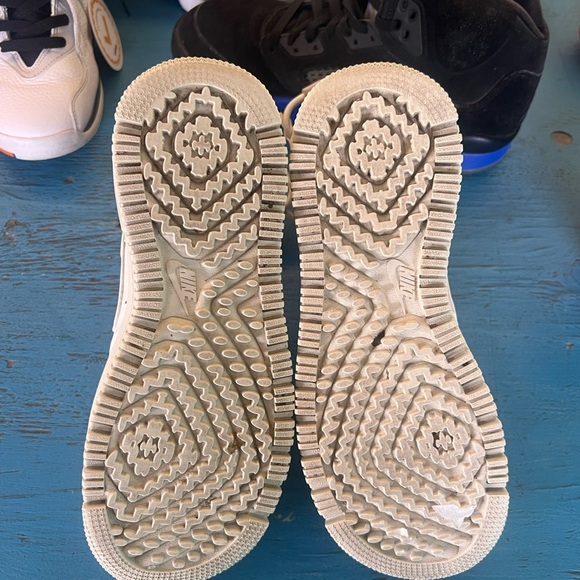 Nike Cream Athletic Shoes Air Force 1 High great for Work - Picture 3 of 5